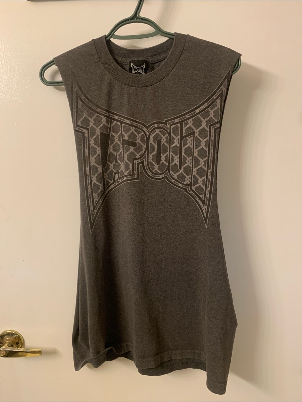Tapout Sleeveless Graphic Muscle Tank - Charcoal
